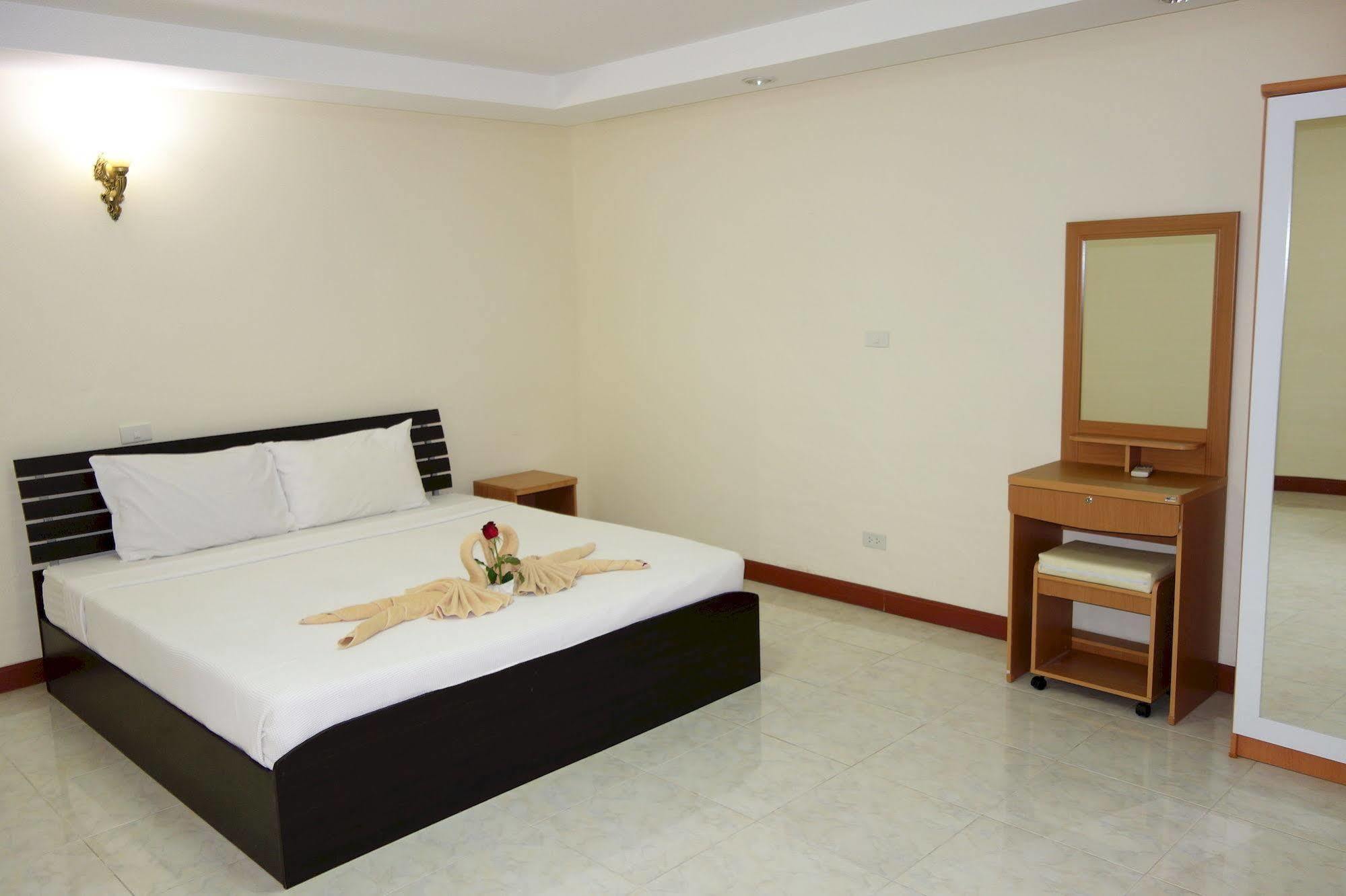 Jungle Resort Jomtien Beach Eksteriør billede
